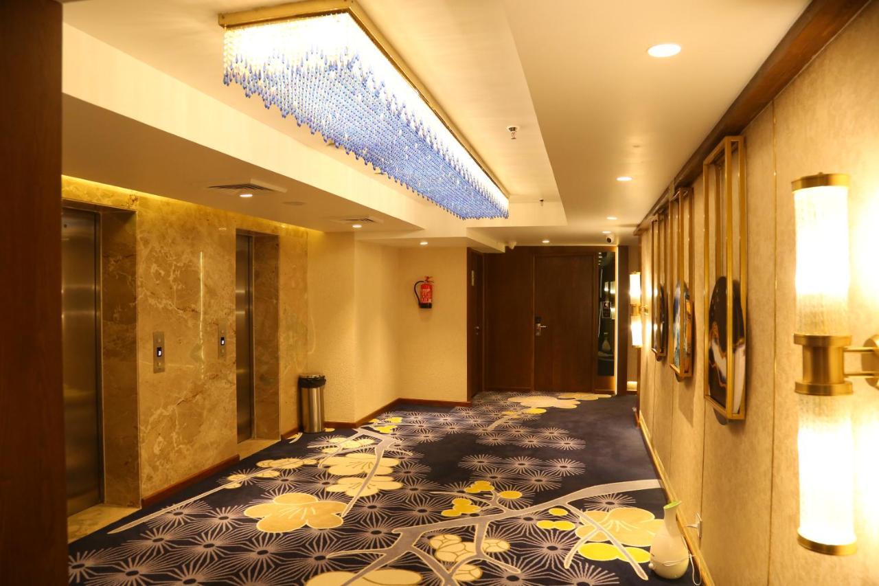 Dreamz Inn & Suites Zirakpur Luaran gambar