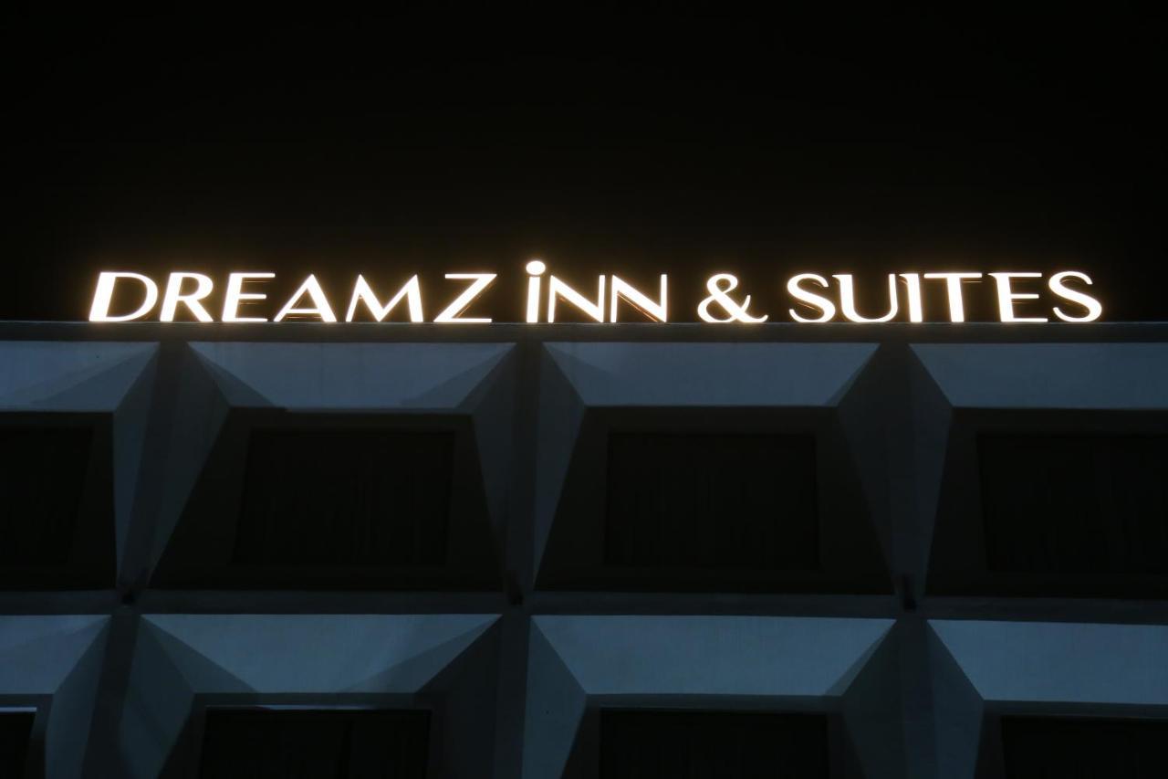 Dreamz Inn & Suites Zirakpur Luaran gambar