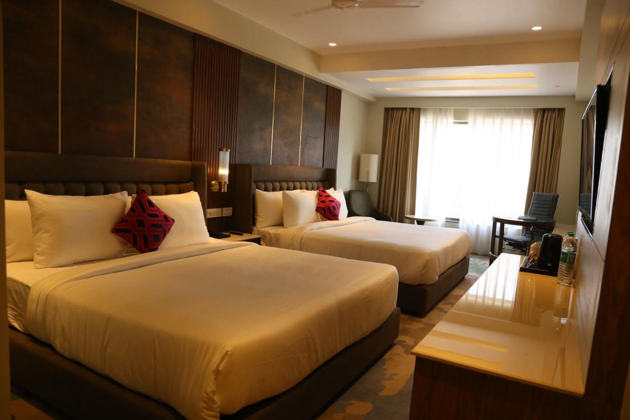 Dreamz Inn & Suites Zirakpur Luaran gambar