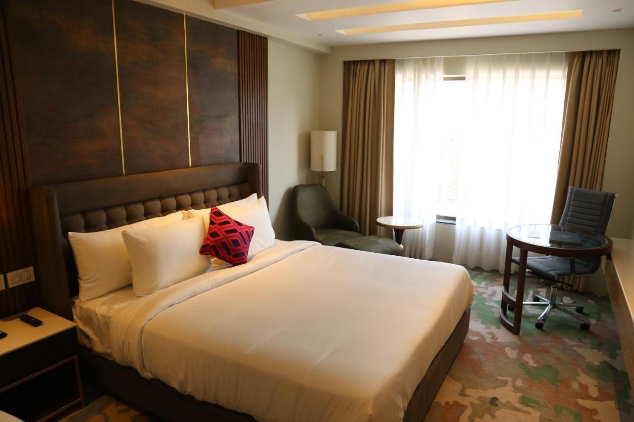 Dreamz Inn & Suites Zirakpur Luaran gambar