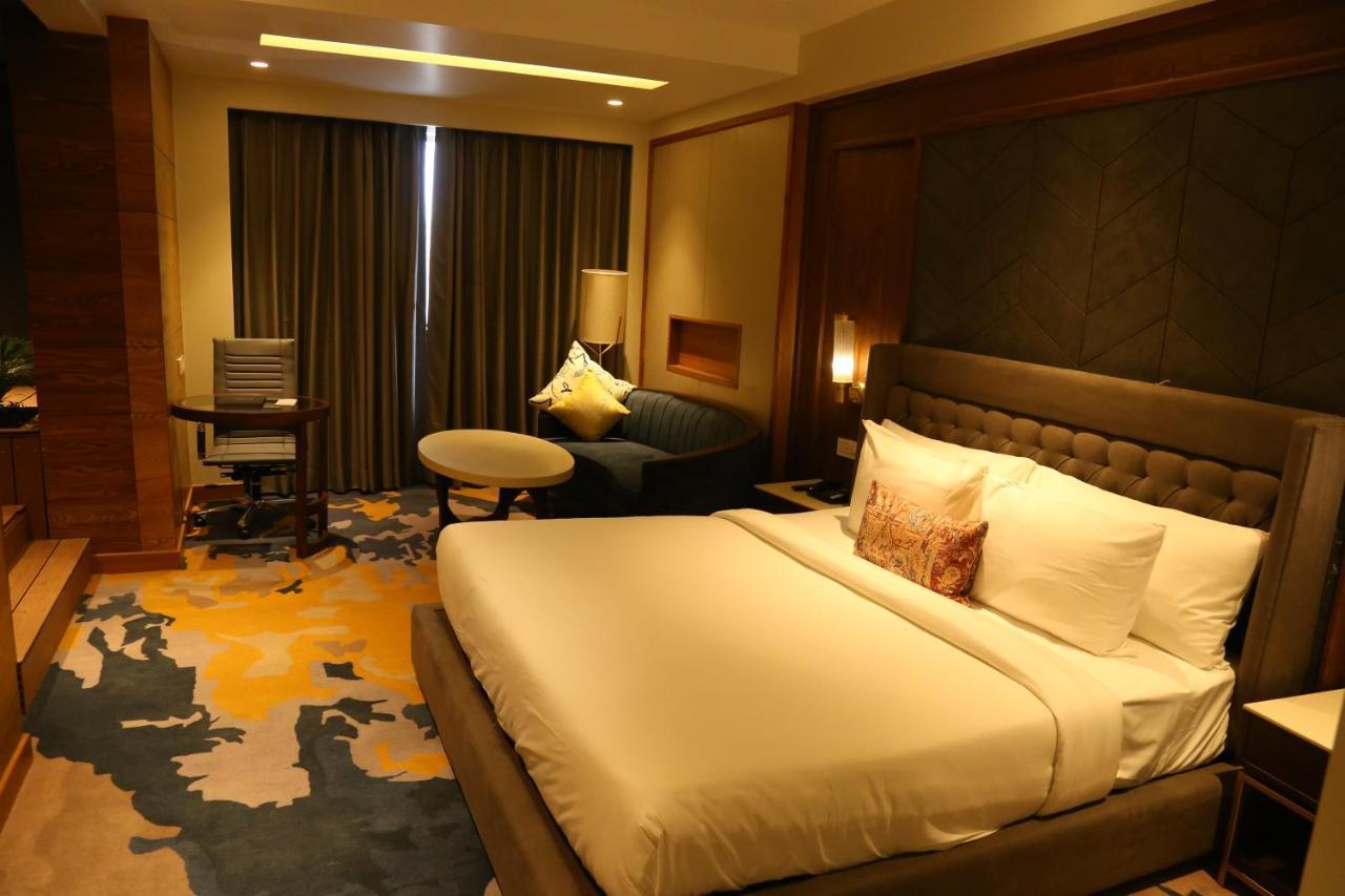 Dreamz Inn & Suites Zirakpur Luaran gambar