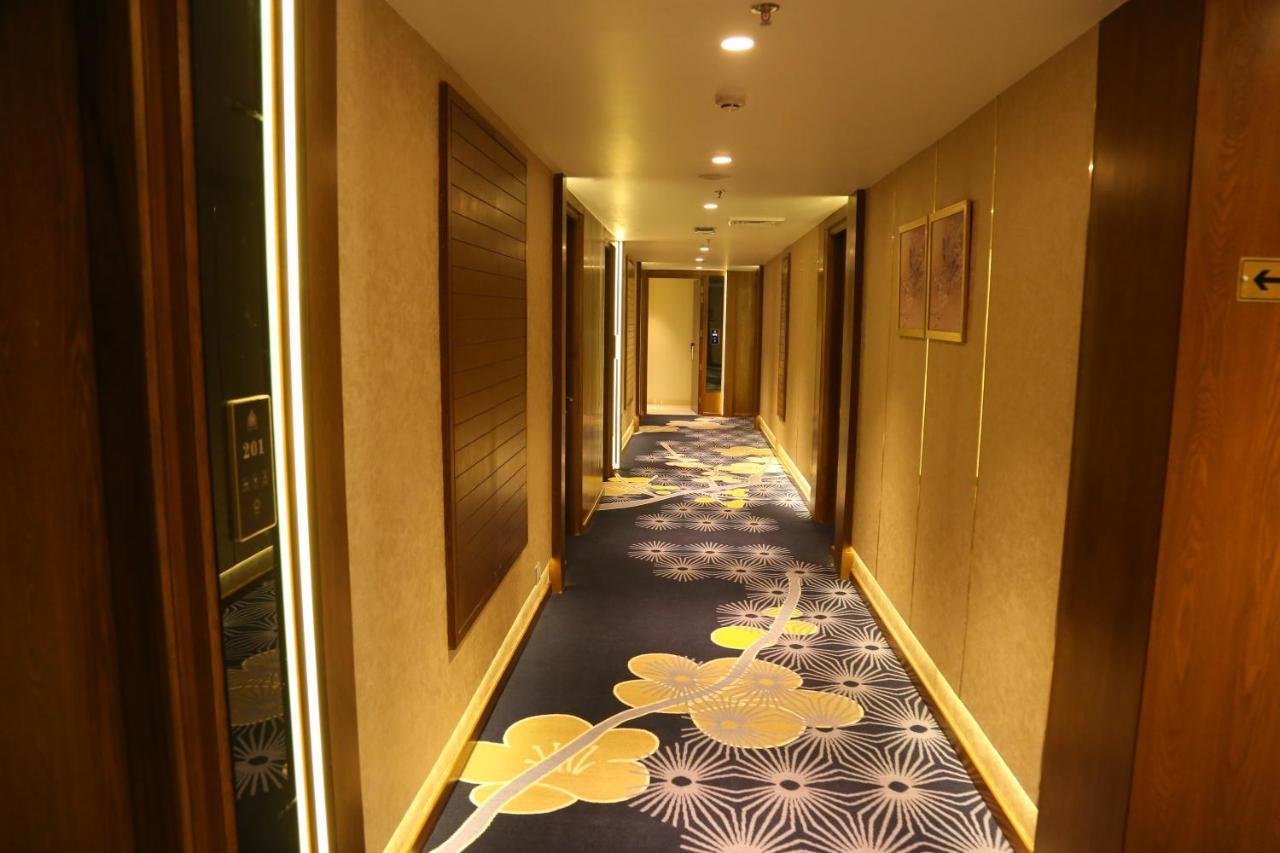 Dreamz Inn & Suites Zirakpur Luaran gambar