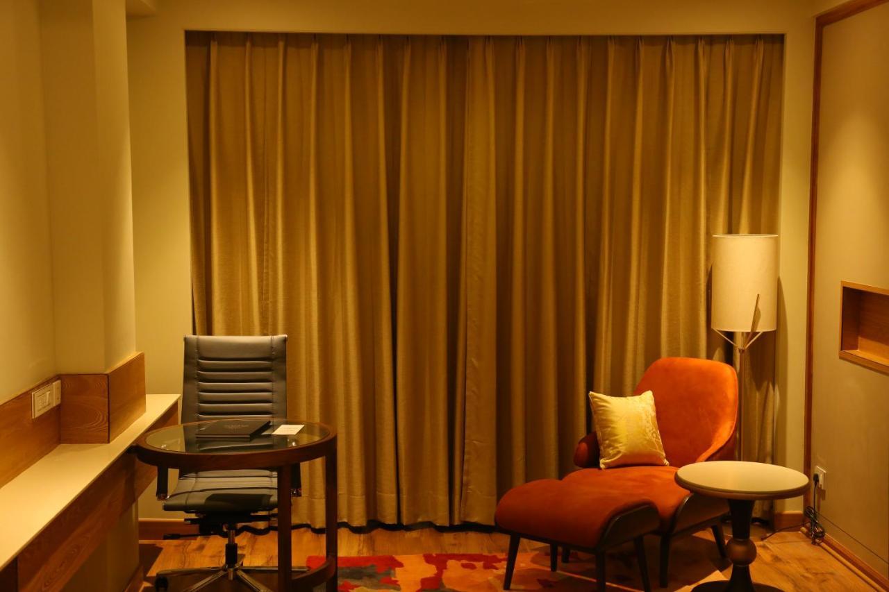 Dreamz Inn & Suites Zirakpur Luaran gambar