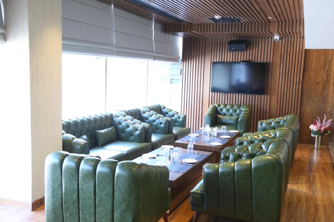 Dreamz Inn & Suites Zirakpur Luaran gambar
