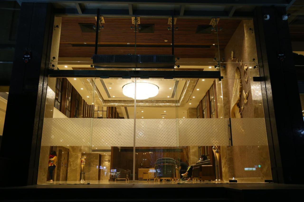 Dreamz Inn & Suites Zirakpur Luaran gambar